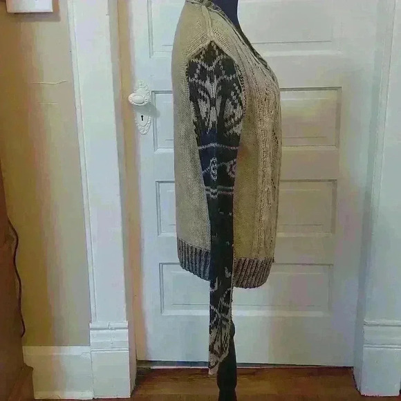 BKE Cardigan #0117E - Picture 2 of 6